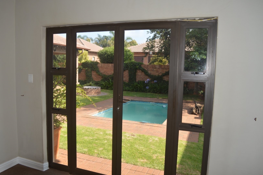 4 Bedroom Property for Sale in Wilkoppies North West